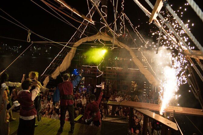 Jolly Roger Pirate Show and Dinner in Cancun - Who this is best for (and who should think twice)