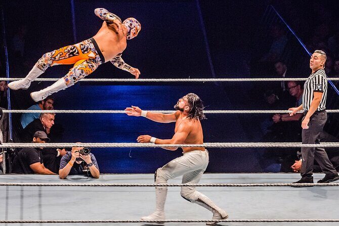Legendary Mexican Lucha Libre Experience in Cozumel Meet andGreet - Getting There: Where the Walk Makes Sense and Where a Taxi Helps