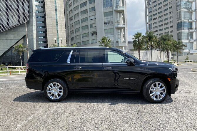 Luxury Suv from Cancun One Way International Airport - Flight Tracking and Delay Handling That Doesn’t Make You Chase Updates