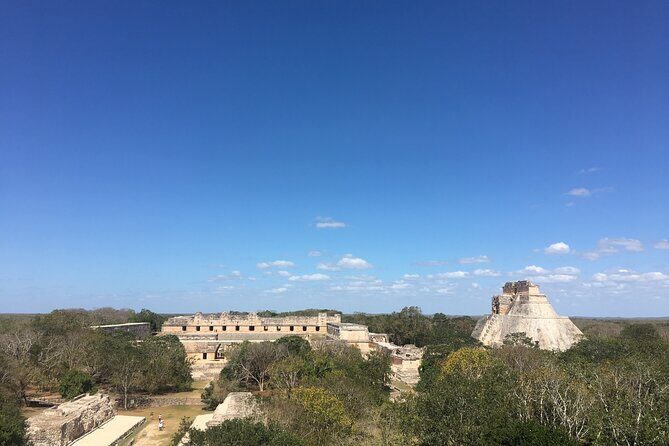Merida : Guided tour of Uxmal, Kabah and Cenote with Lunch - Lunch in Mérida style: included, convenient, and sometimes hit-or-miss