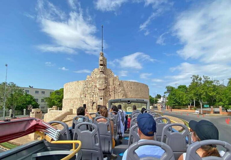 Mérida: Panoramic Sightseeing Tour Bus Ticket with 2 Routes - Price and value: why $8 can still make sense