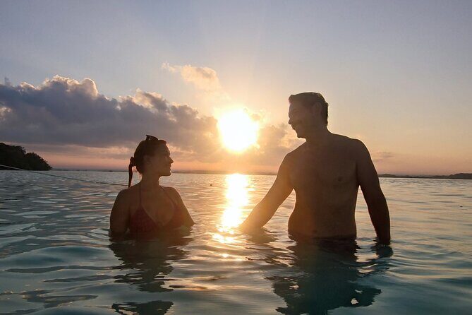 Pirate's Channel & 3 Lagoons Kayak or SUP/Paddle Tour +Meditation - Lago Bacalar at sunrise: the 7 colors you actually notice