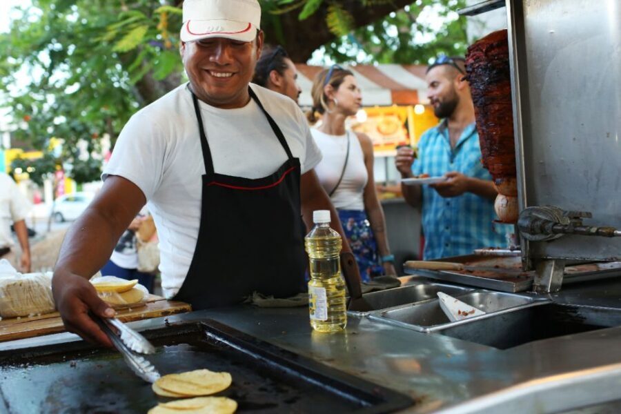 Playa del Carmen: 3-Hour Local Food Walking Tour - Markets and Seasonal Fruit Juices in Local Corners