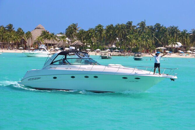 Private 50FT Yacht Rental in Cancún P8 - Why a private 48ft yacht in Cancun feels like a smart upgrade