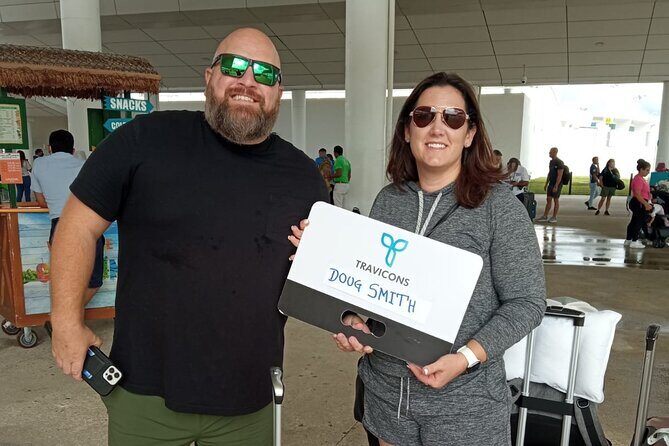 Private Airport Transportation in Mexico - Private Cancun airport pickup with your name-sign moment