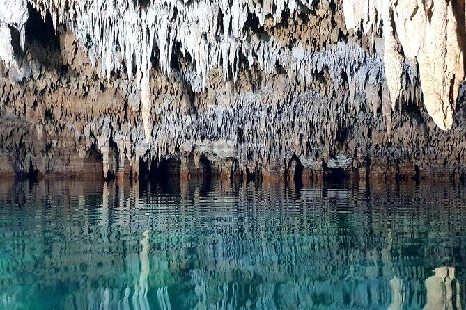 Private Dream Underground World (Off the beaten path Cenote cavernous exploring) - Parque Dos Ojos: why this feels off the beaten path