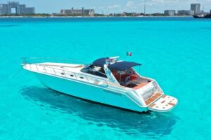 Private Luxury Yacht 55FT Rental in Cancun - Meeting Point on the Zona Hotelera: Easy to Find, Simple to Return