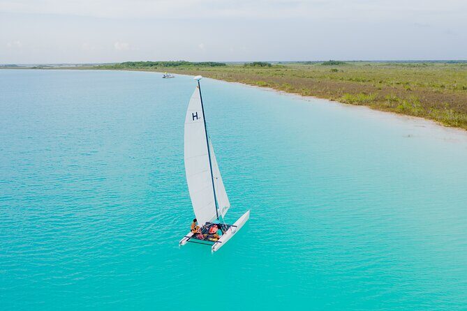 Private Sailing between Mangroves - Your 3-Hour Plan: Captain Sara’s Catamaran Rhythm