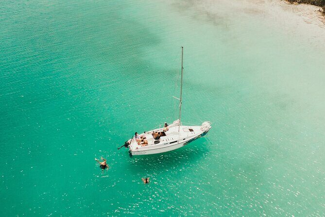 Private sailing tour of Bacalar Lagoon - Bird Island (Isla de los Pájaros): the warm-water finale