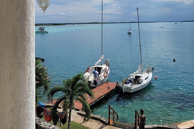 Private sailing tour of Bacalar Lagoon - Price and value for a group up to 7