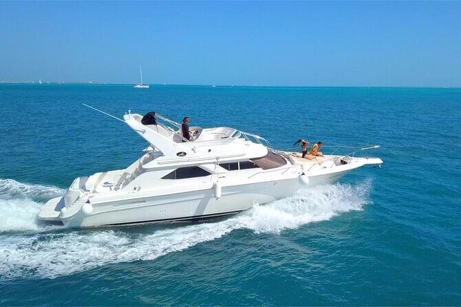Private SeaRay 47ft Yacht Rental Cancun 23P6 - 2, 4, or 6 hours: what changes and why it matters