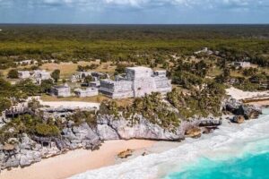 Private Tour to Tulum, Cenote and Swimming with Turtles - Akumal Bay Snorkeling With Turtles: Where Focus Makes the Difference