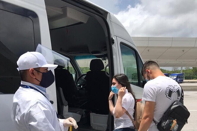 Private Transfer- Airport-Hotel Cancun Up 1 to 5 Passengers - Mobile ticket and confirmation: the part you must not skip