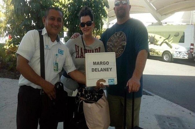 Private transfer round Cancun airport -Playa del Carmen - airport. - Timing and hours: when the service is operating