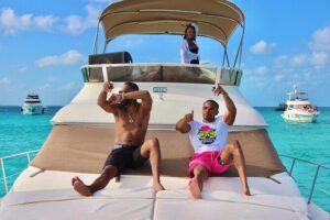 Rent a Private 46ft Yacht in Cancun - What’s included on board (and what you’ll likely pay extra)