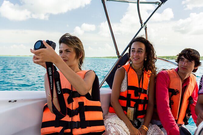 Sailing Tour through the Lagoon of the 7 Colors - Drinks and snacks: what’s included, and what you should plan for