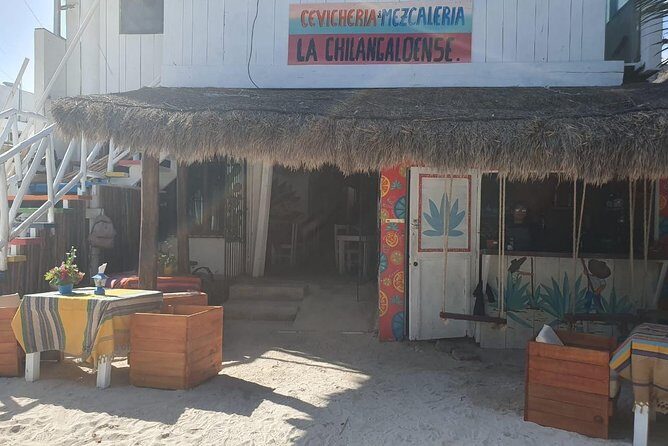Salsa & Salsa cooking lessons + Beach day - Beach club facilities and the snorkeling equipment add-on