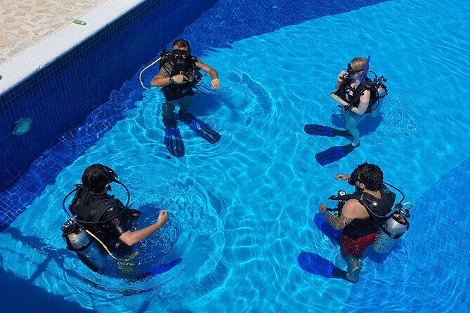 Scuba Diving Under Water Museum and Reef for beginners - Extra considerations: pool practice time and motion comfort