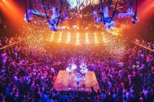 Skip the line: Cancun Coco Bongo Gold Member Entrance Ticket - Skip-the-line and Gold entry: how check-in usually feels