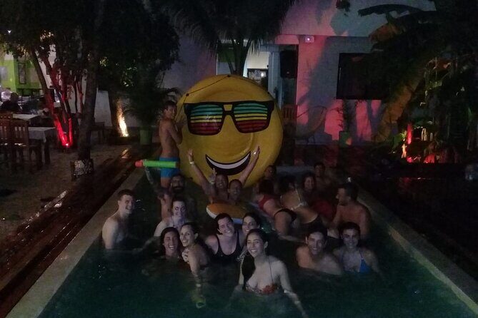Social Pubcrawl Barcrawl Tulum - Music, games, and how to steer the vibe