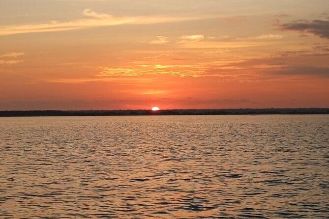 Sunrise on Paddleboard with breakfast in the lagoon of 7 colors - Paddleboard Comfort: What Moderate Fitness Really Means