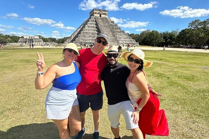 Tour Chichen Itza 2 Cenotes Suytun and Ik-kil - Suytún Cenote Swim: Light Rays, Clear Water, and Photo Time