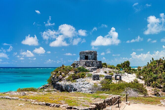 Tour to Tulum and cenote with swimming with turtles from Riviera Maya - Riviera Maya in a single itinerary: cenote, turtles, then Tulum ruins