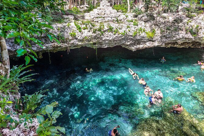 Tour to Tulum and cenote with swimming with turtles from Riviera Maya - The practical reality of a big tour group (up to 555)