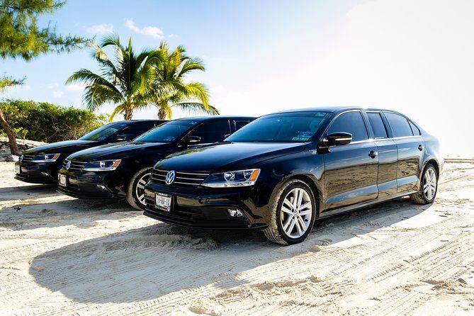 Transfers in Luxury Sedan from Cancun Airport - The stuff inside the car: Wi‑Fi, towels, cold drinks, and little comforts