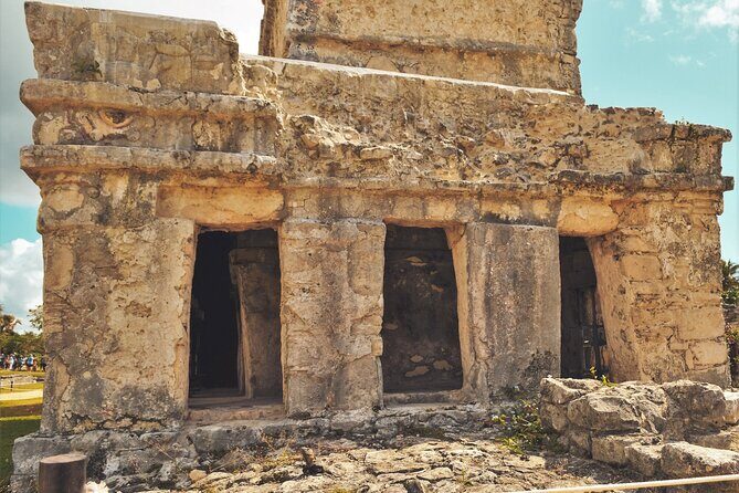 Tulum & Cenote Adventure - Entering Tulum Ruins: more than a pretty backdrop