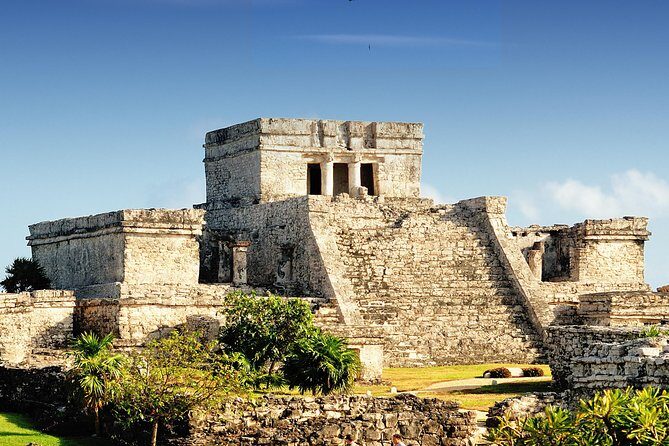 Tulum & Coba with Cenote, Cave Exploration, Lunch & Tastings - Lunch at a buffet: filling, but don’t assume it’ll be right on time