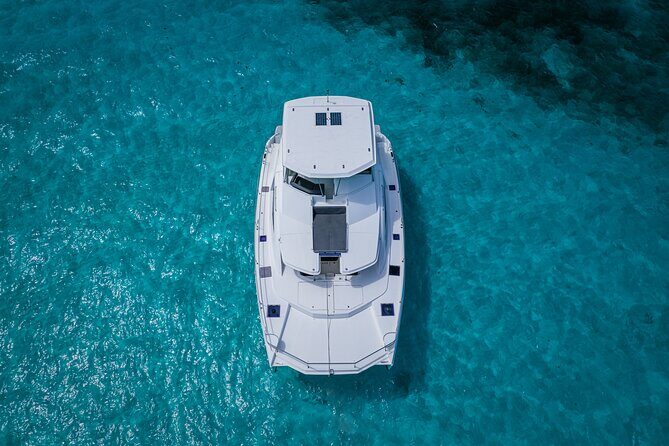 Tulum: Leopard 51′ Yacht with Gourmet Dining & Water Toys - Morning versus afternoon: pick based on your vibe